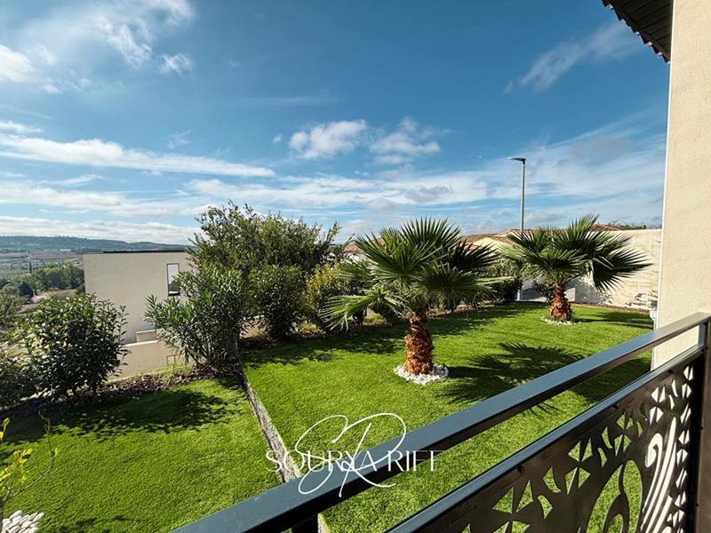 Maison - 165 m² - 7 pièces