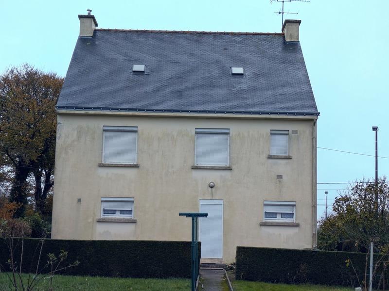 Maison - 95 m² - 4 pièces