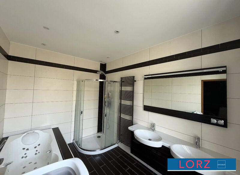 Maison ancienne - 168 m² - 6 pièces