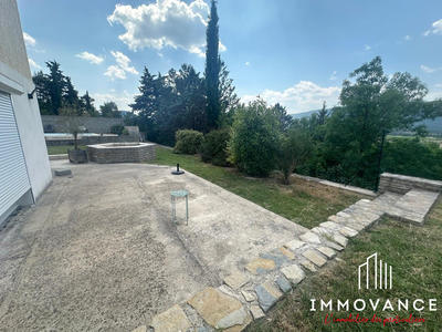 Maison - 163 m² - 6 pièces