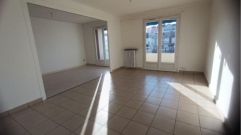 Appartement - 75 m² - 3 pièces
