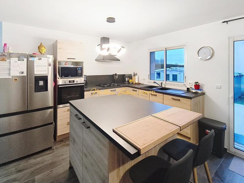 Maison - 103 m² - 4 pièces