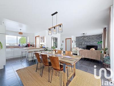 Maison - 118 m² - 6 pièces