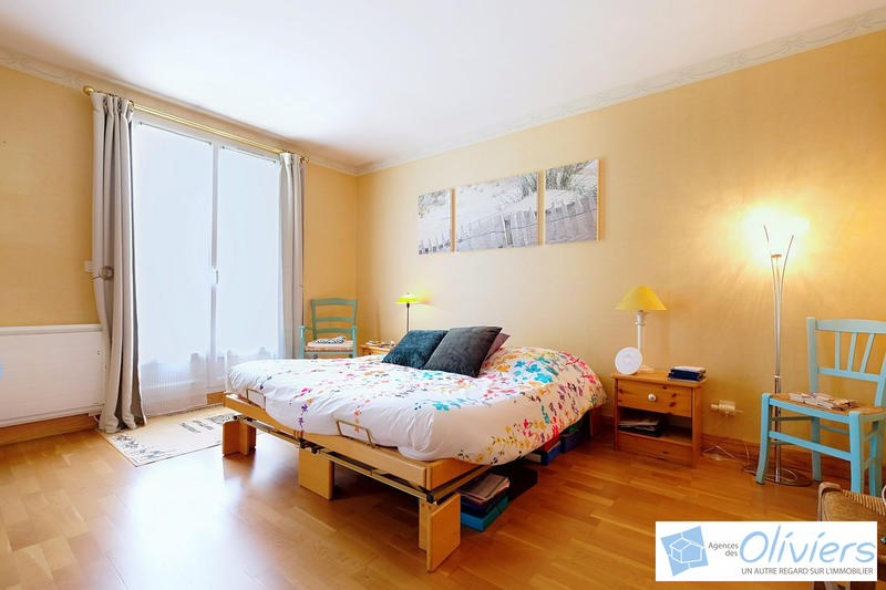 Maison - 171 m² - 7 pièces