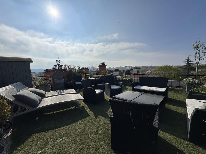 Appartement - 121 m² - 5 pièces