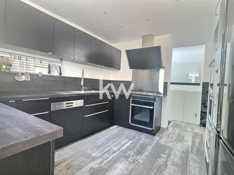 Maison d'architecte - 180 m² - 7 pièces