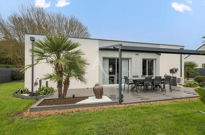 Maison - 85 m² - 4 pièces