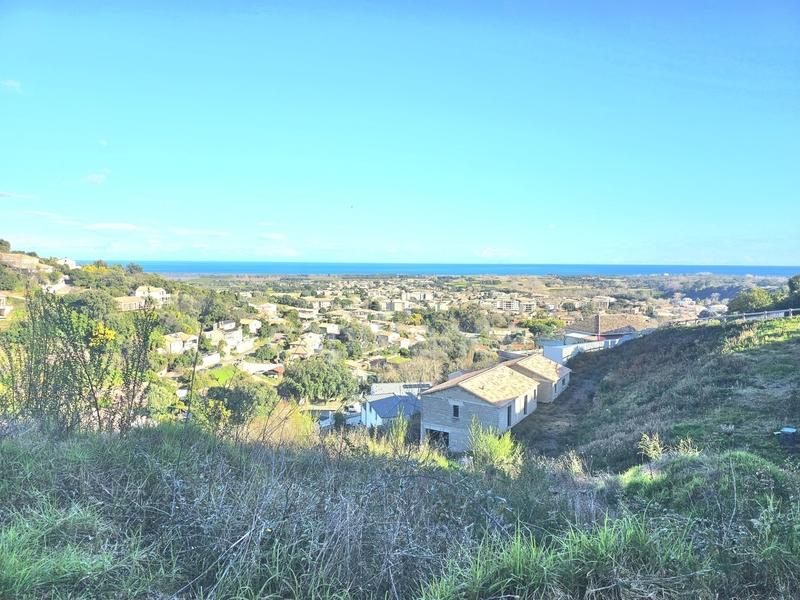 Terrain constructible - 1 407 m²