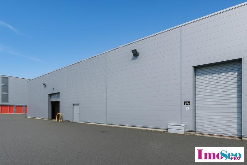 Local d'activité / Entrepôt - 2 230 m²