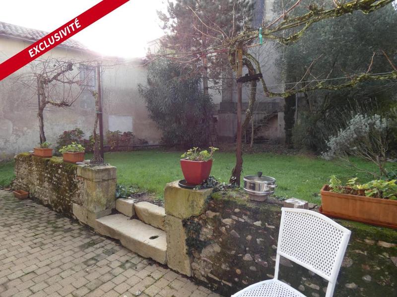 Maison ancienne - 234 m² - 8 pièces