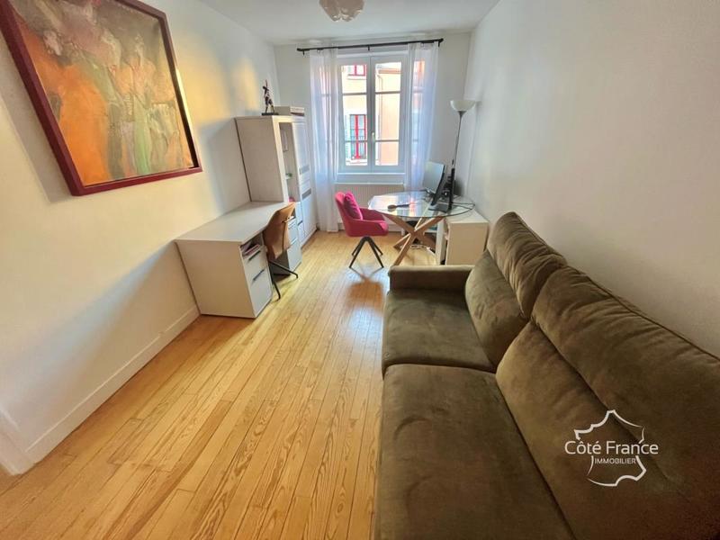 Maison - 181 m² - 5 pièces