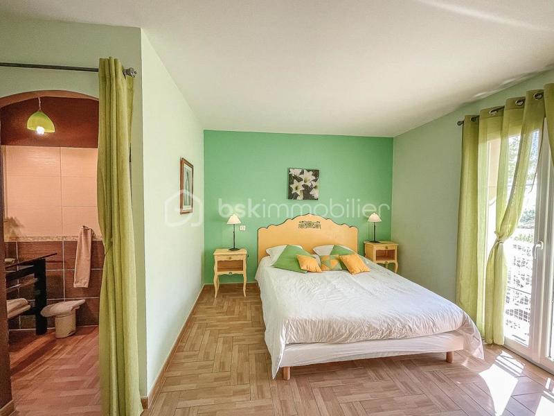 Maison d'architecte - 490 m² - 16 pièces