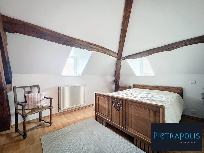 Maison - 196 m² - 7 pièces