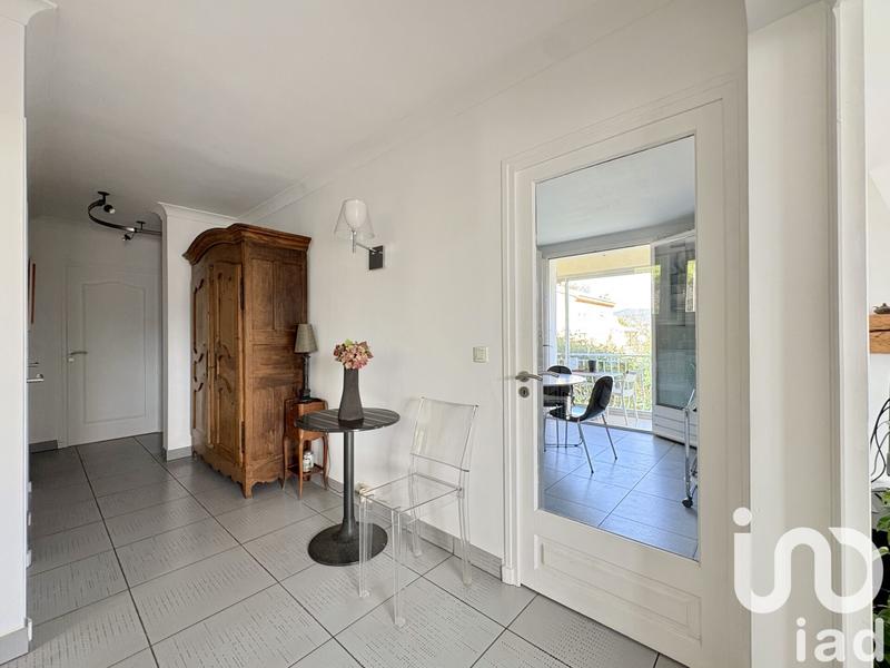 Maison - 209 m² - 6 pièces