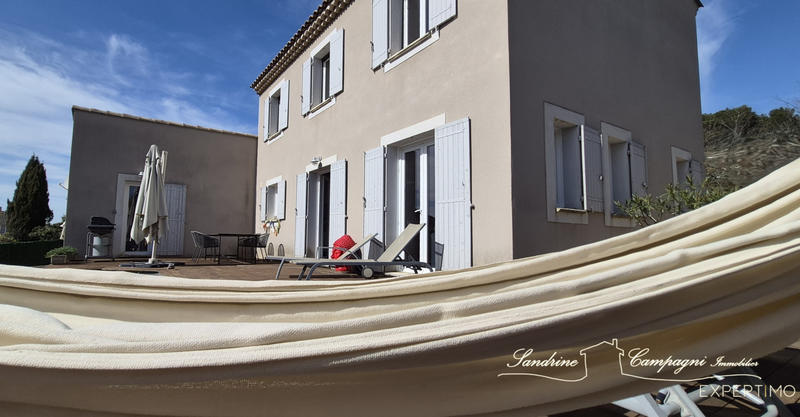 Maison - 105 m² - 4 pièces