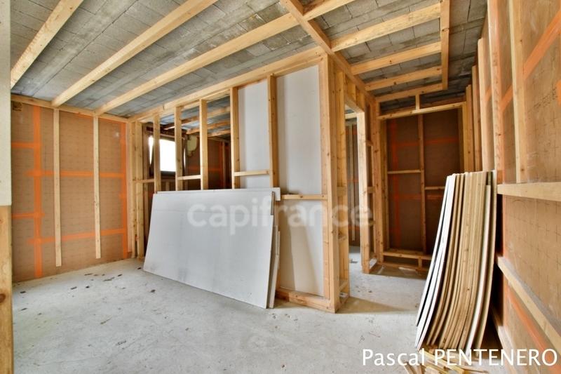 Terrain constructible - 1 000 m²