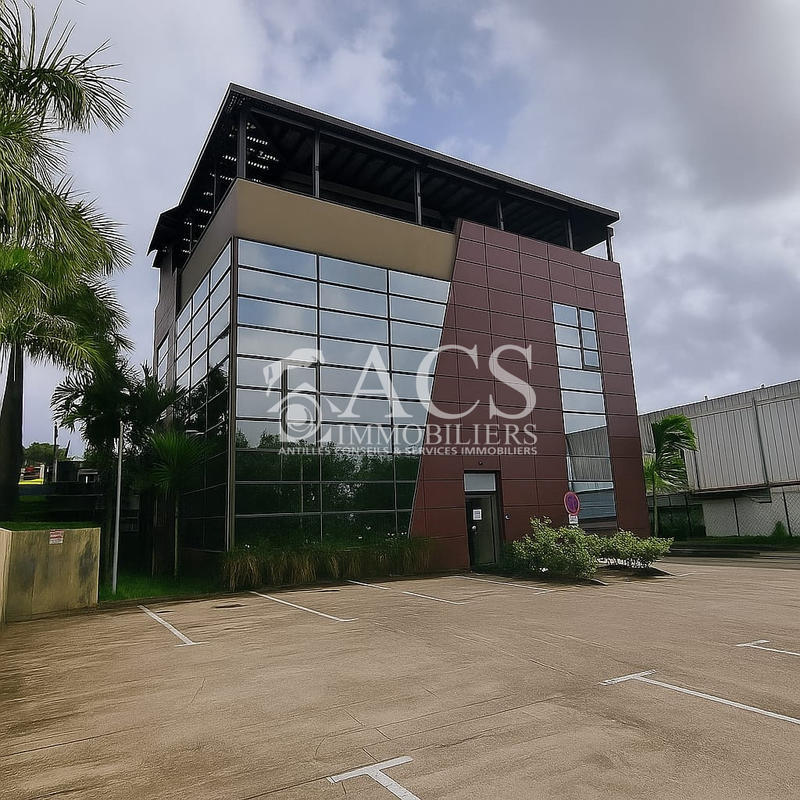 Local commercial - 640 m²