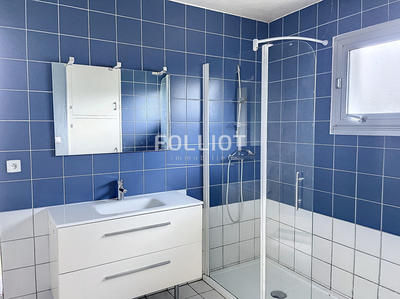 Maison - 168 m² - 7 pièces