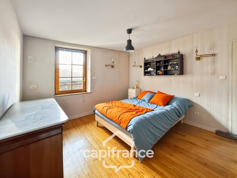 Maison - 185 m² - 8 pièces