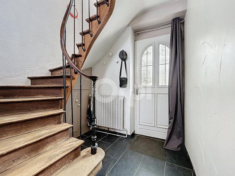 Maison - 100 m² - 5 pièces