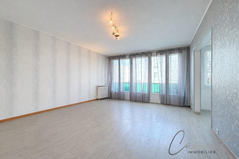 Appartement - 77 m² - 3 pièces