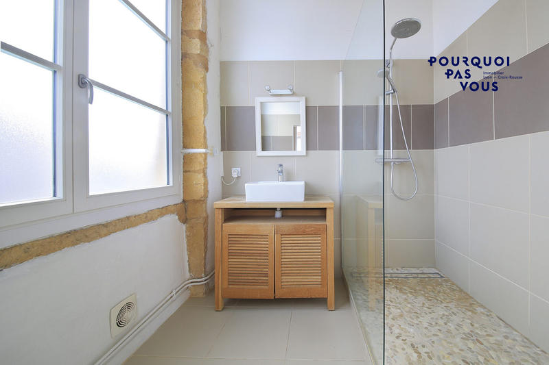 Appartement - 172 m² - 6 pièces