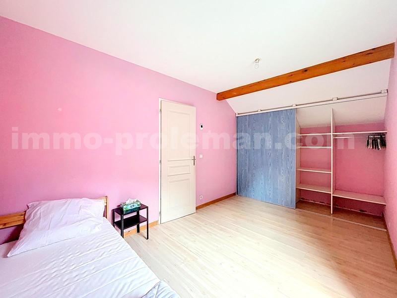 Maison - 196 m² - 7 pièces