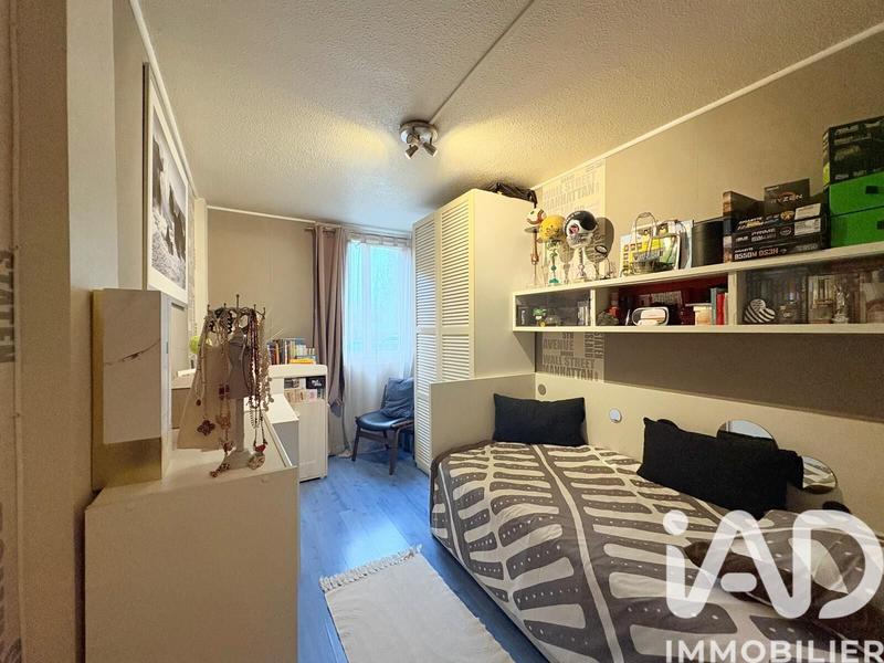 Appartement - 81 m² - 5 pièces