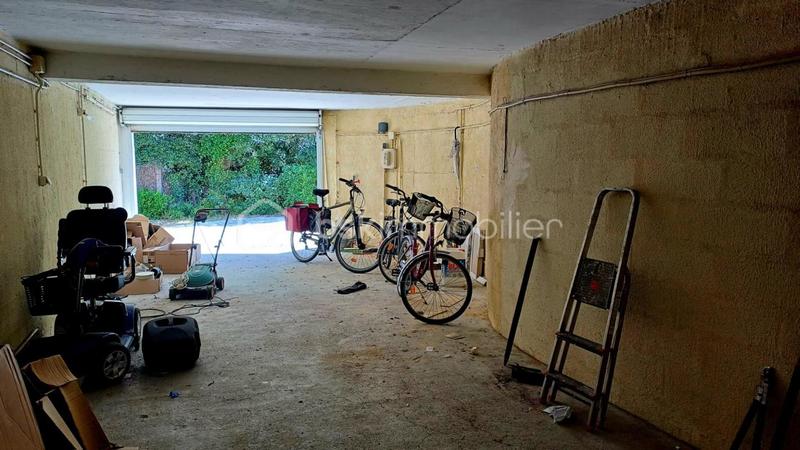 Villa - 260 m² - 8 pièces