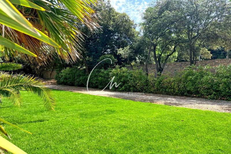 Maison contemporaine - 187 m² - 6 pièces