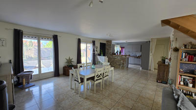 Maison - 114 m² - 6 pièces
