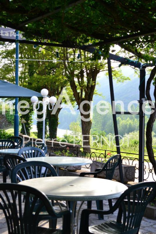 Local commercial - 400 m² - 11 pièces