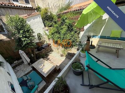 Maison - 195 m² - 8 pièces