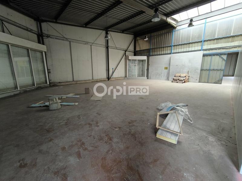 Local d'activité / Entrepôt - 1 500 m²