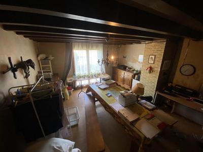 Maison - 94 m² - 5 pièces