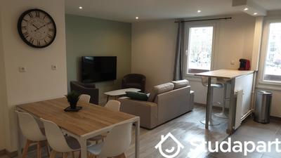 Chambre - 12 m² - 1 pièce