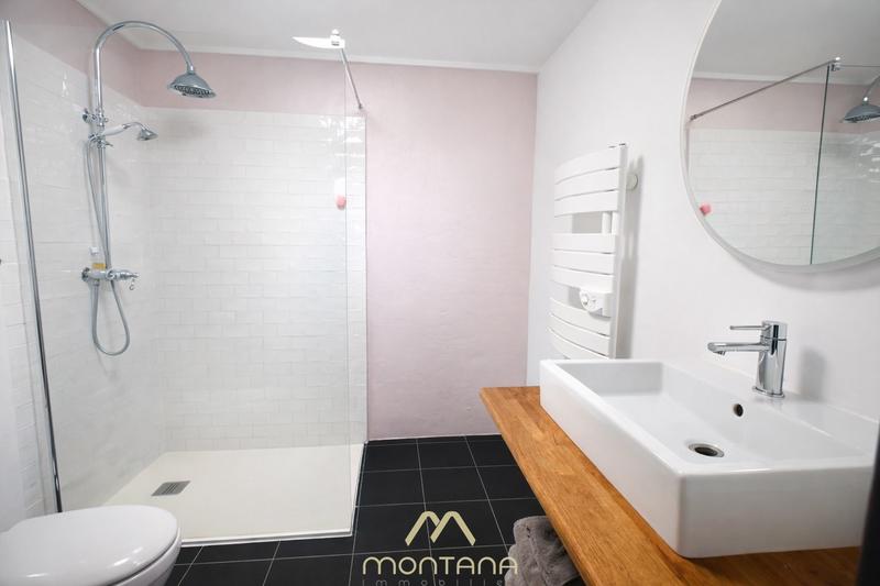 Maison - 310 m² - 8 pièces