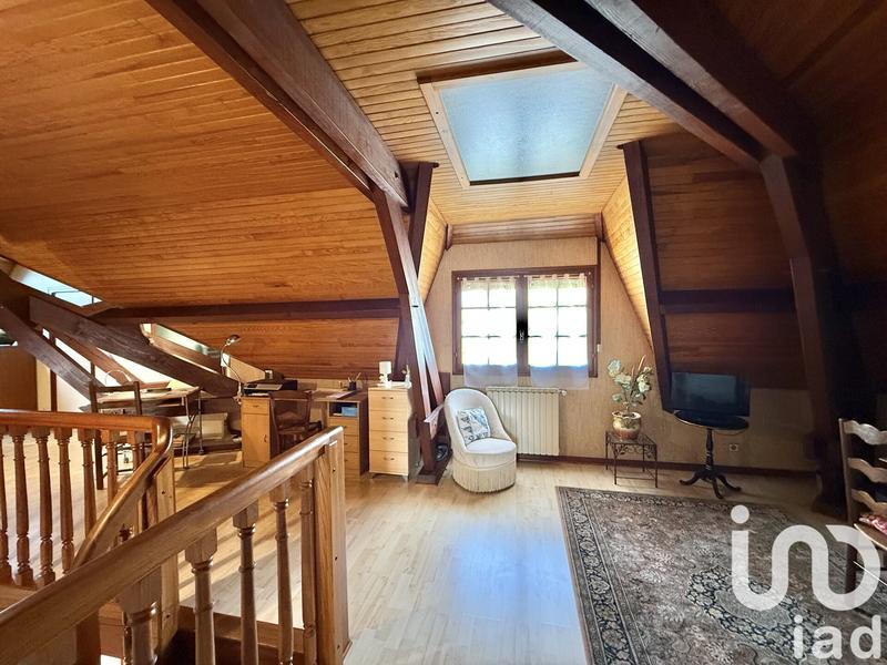 Maison - 174 m² - 7 pièces