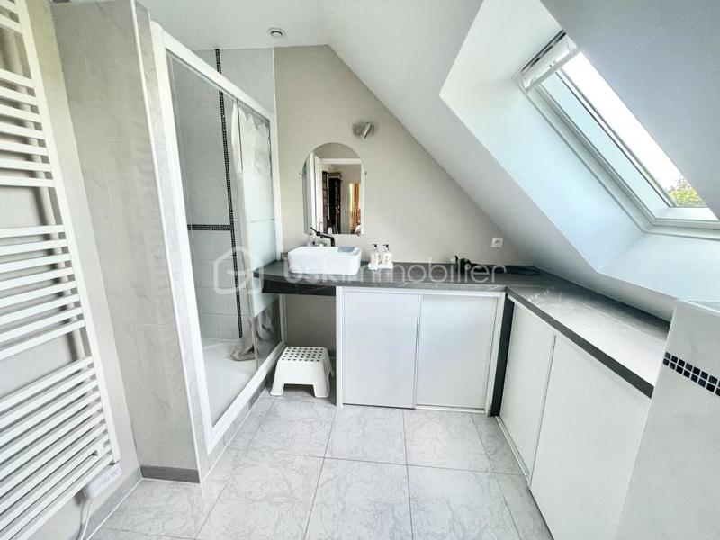 Maison - 170 m² - 6 pièces