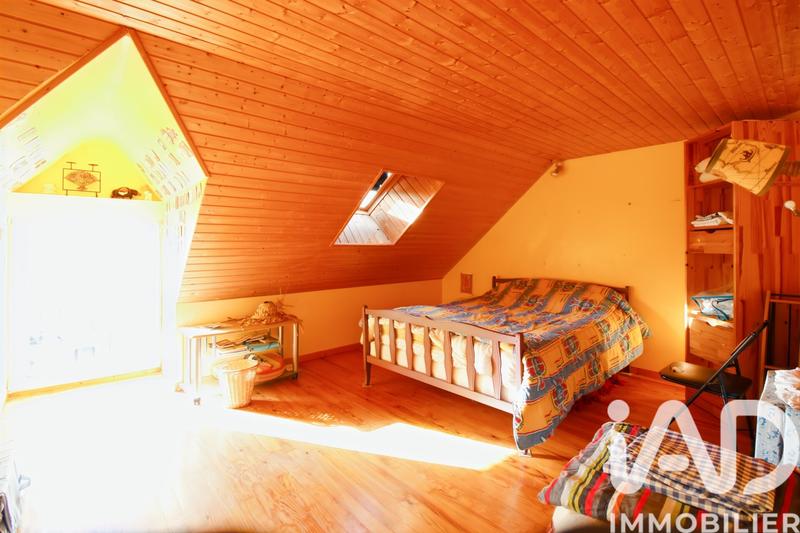 Maison - 177 m² - 8 pièces