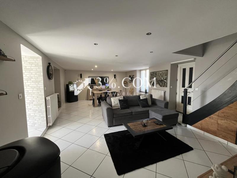 Maison - 125 m² - 7 pièces