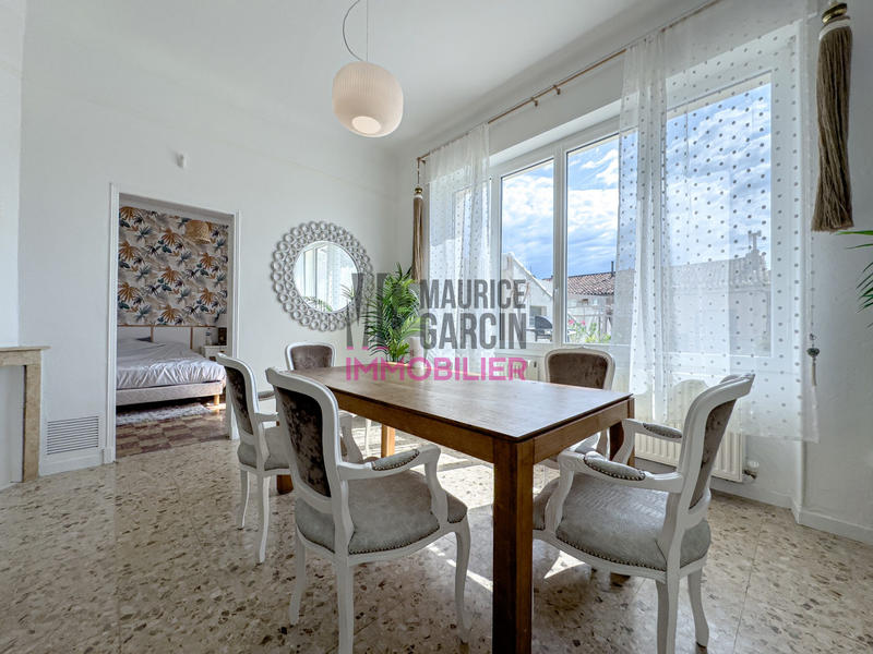 Appartement - 99 m² - 3 pièces