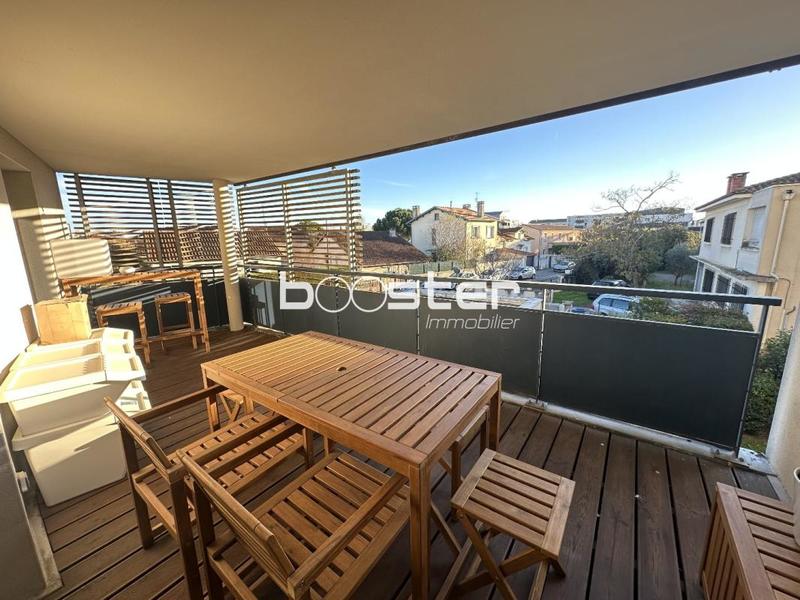 Appartement ancien - 87 m² - 4 pièces