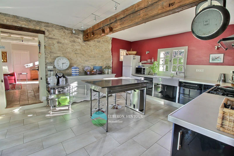 Maison - 209 m² - 7 pièces
