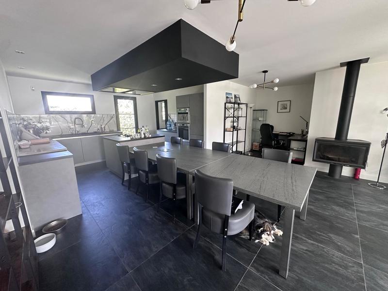 Villa - 175 m² - 6 pièces