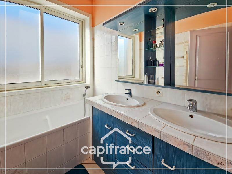 Maison - 160 m² - 7 pièces