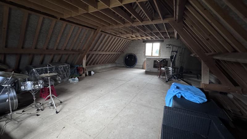 Maison - 204 m² - 8 pièces