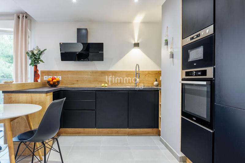 Appartement - 55 m² - 3 pièces