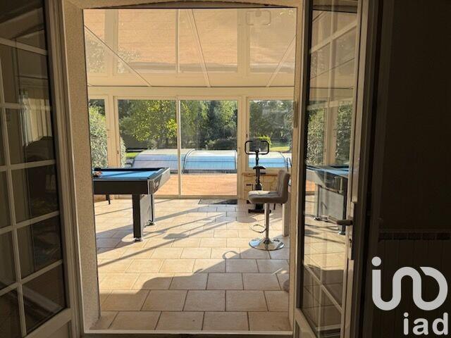 Maison - 195 m² - 8 pièces