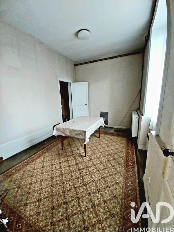 Maison - 181 m² - 7 pièces